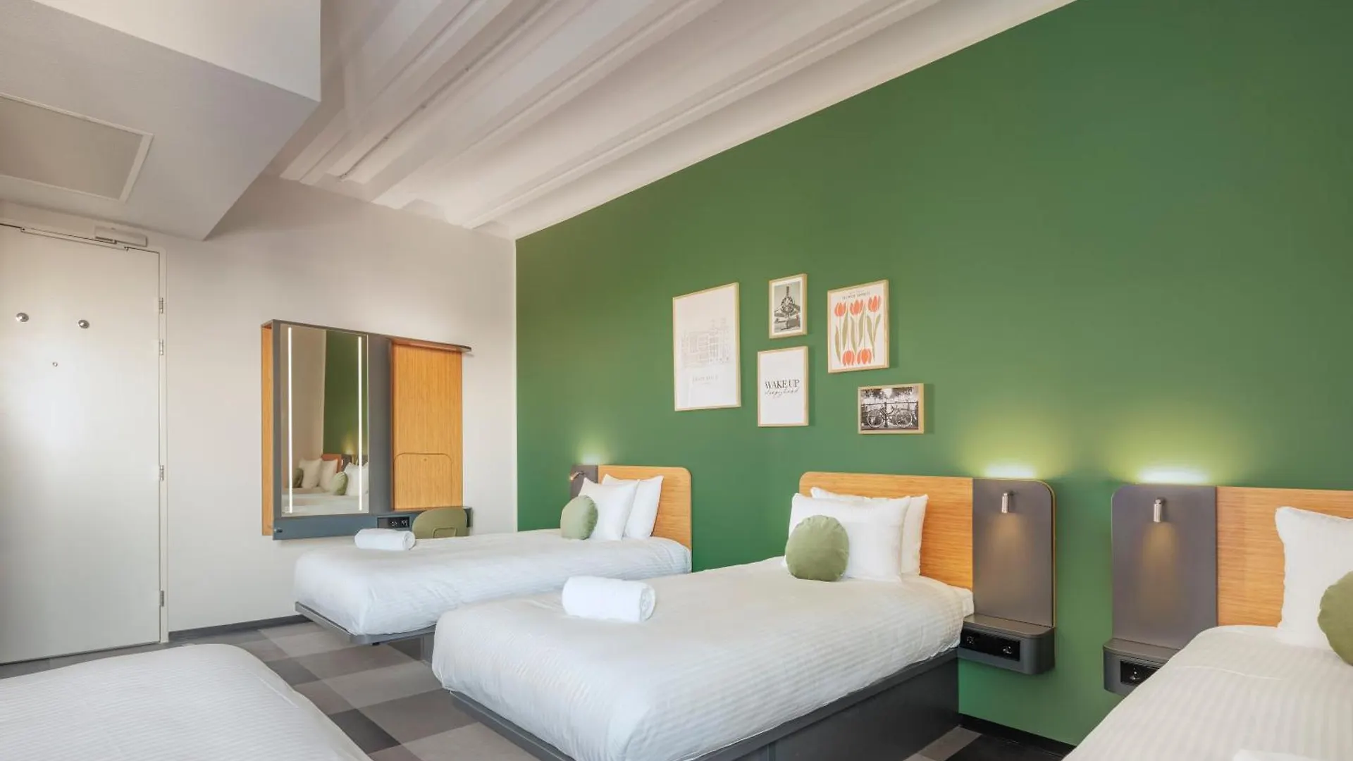 *** Hotel Maxhotel Amsterdam Airport Schiphol - Recently Renovated Hoofddorp Holandia