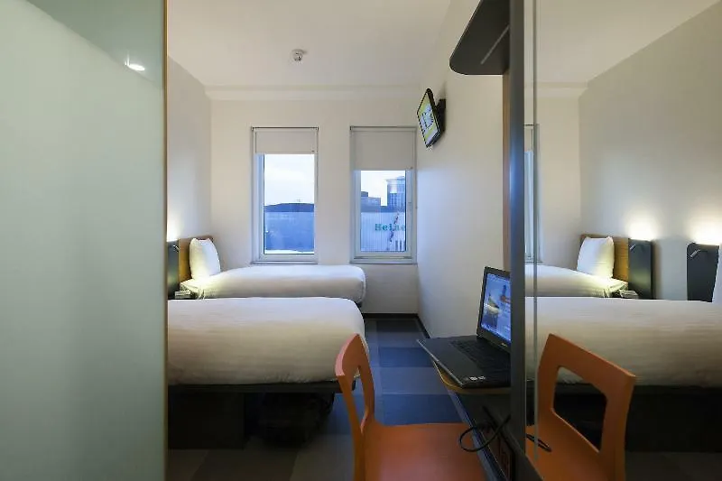 Hotel Maxhotel Amsterdam Airport Schiphol - Recently Renovated Hoofddorp